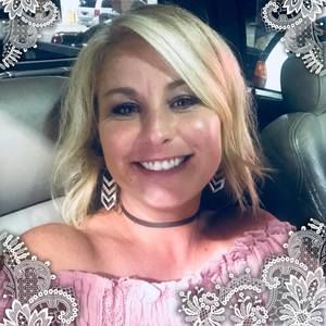 Meet your Posher, Nicole nicolas